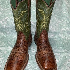 ARIAT MESTENO BOOTS MENS 10.5  EXCELLENT CONDITION